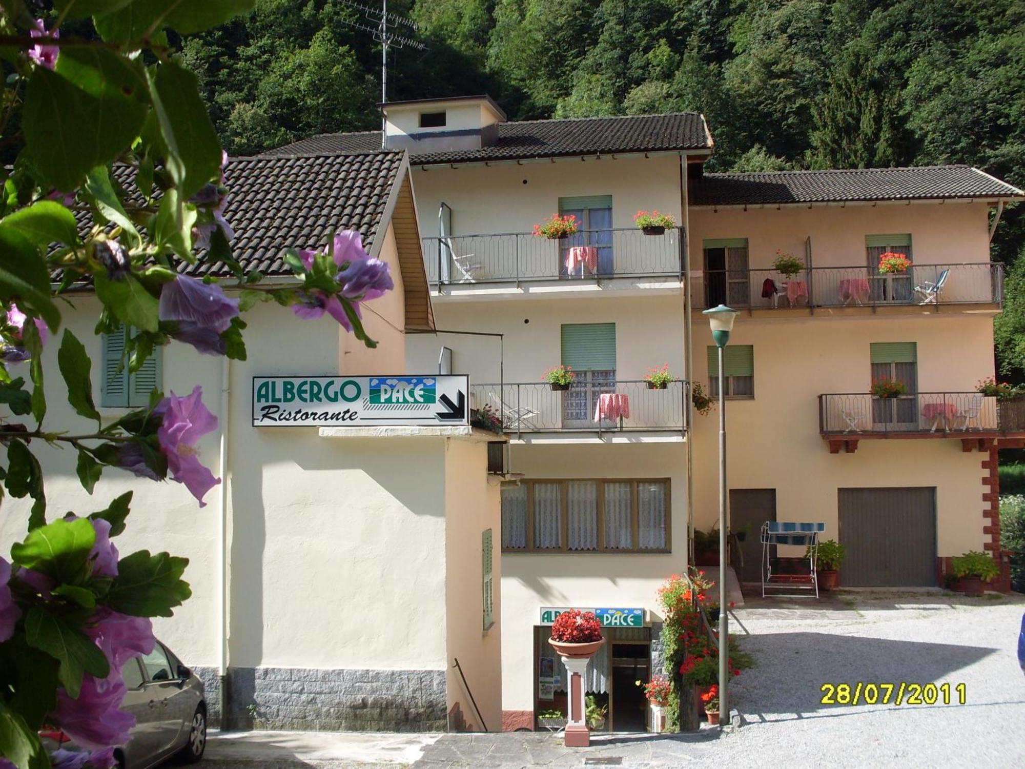 Albergo Ristorante Pace Bognanco المظهر الخارجي الصورة